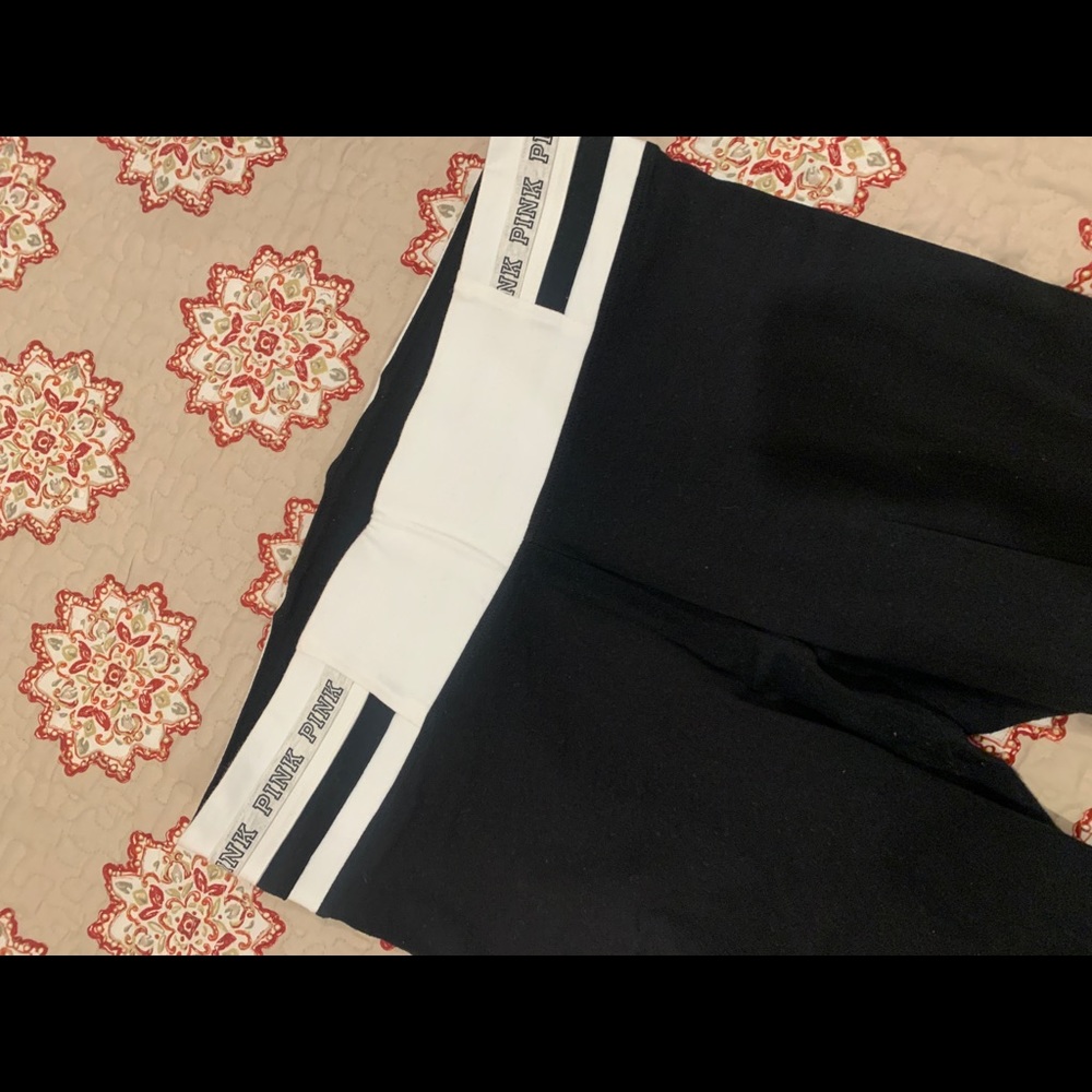 VICTORIA SECRET PINK YOGA LEGGINGS